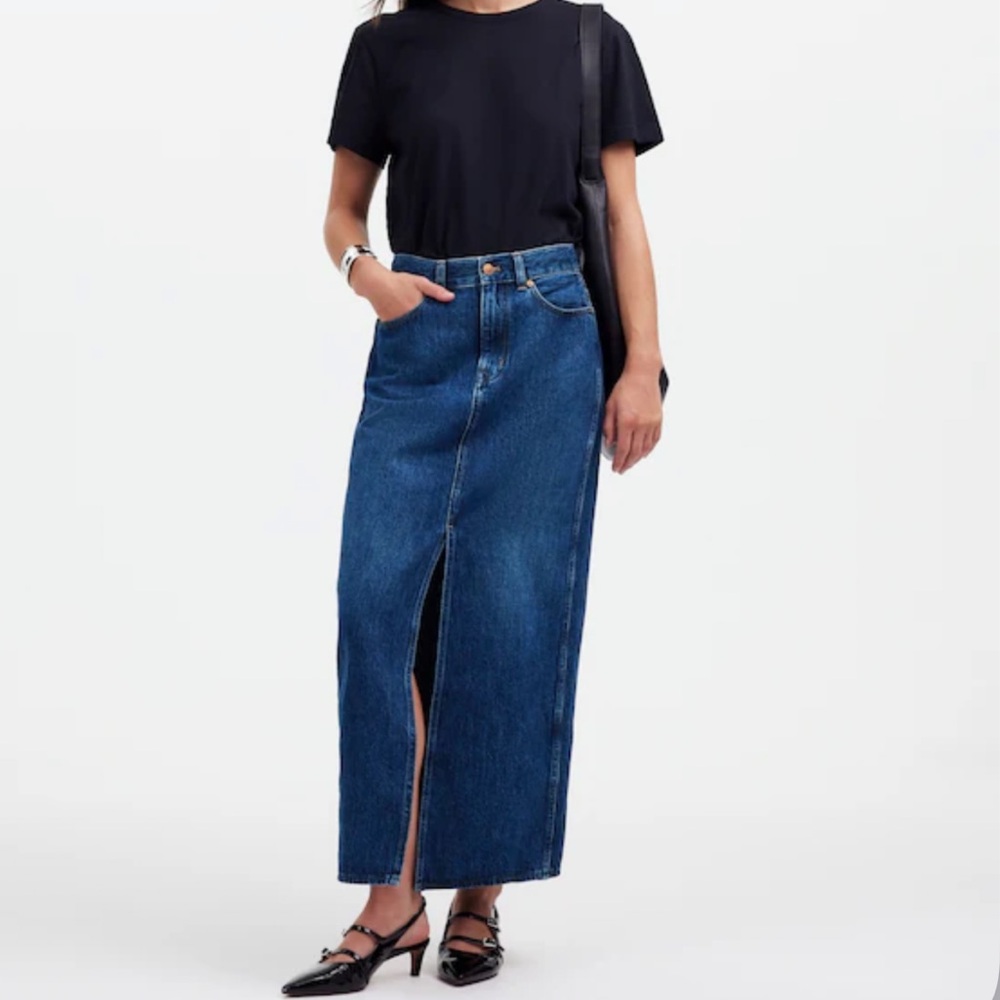 Madewell Denim Front-Slit Midi Skirt in Kincord Wash